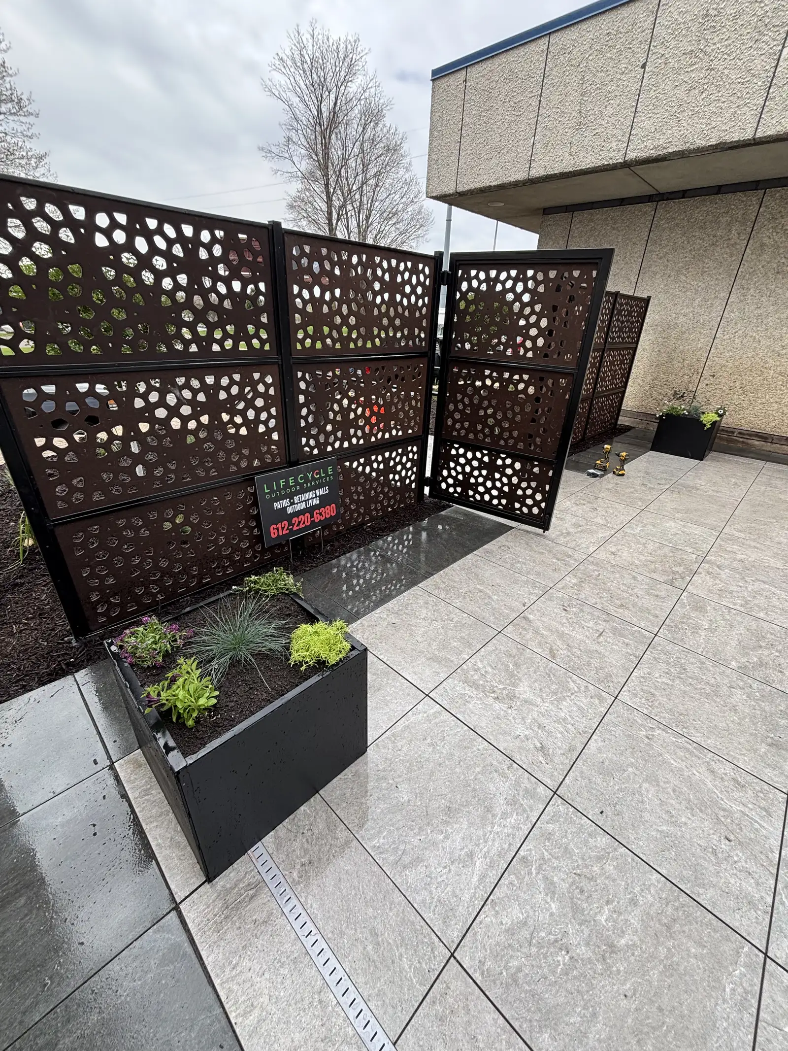 Commercial Grand Entrance Patio & Courtyard project photo — commercial entrance patio 05