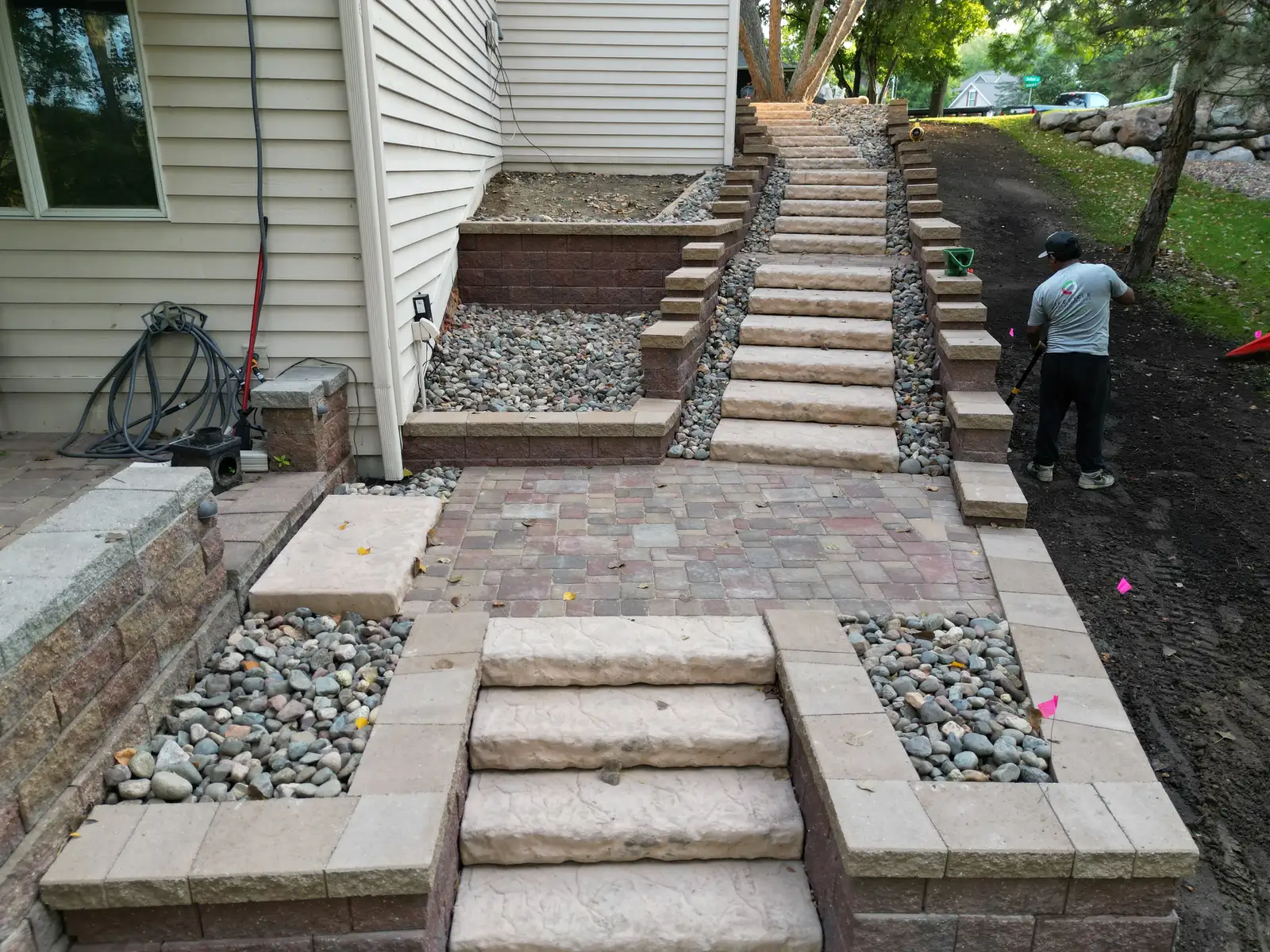 Retaining Wall & Staircase project photo — eden prairie retaining wall 05