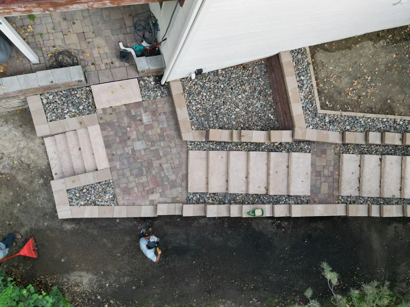 Retaining Wall & Staircase project photo — eden prairie retaining wall 06